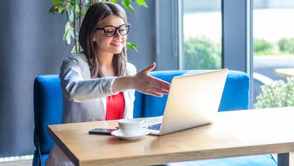 istock-girl-pc-colloquio