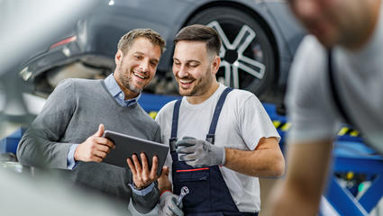 automotive-macchina-car-people