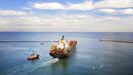 nave di commercio internazionale