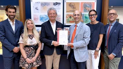 In foto, il momento della consegna del certificato per la parità di genere a Gentili da parte di Bureau Veritas